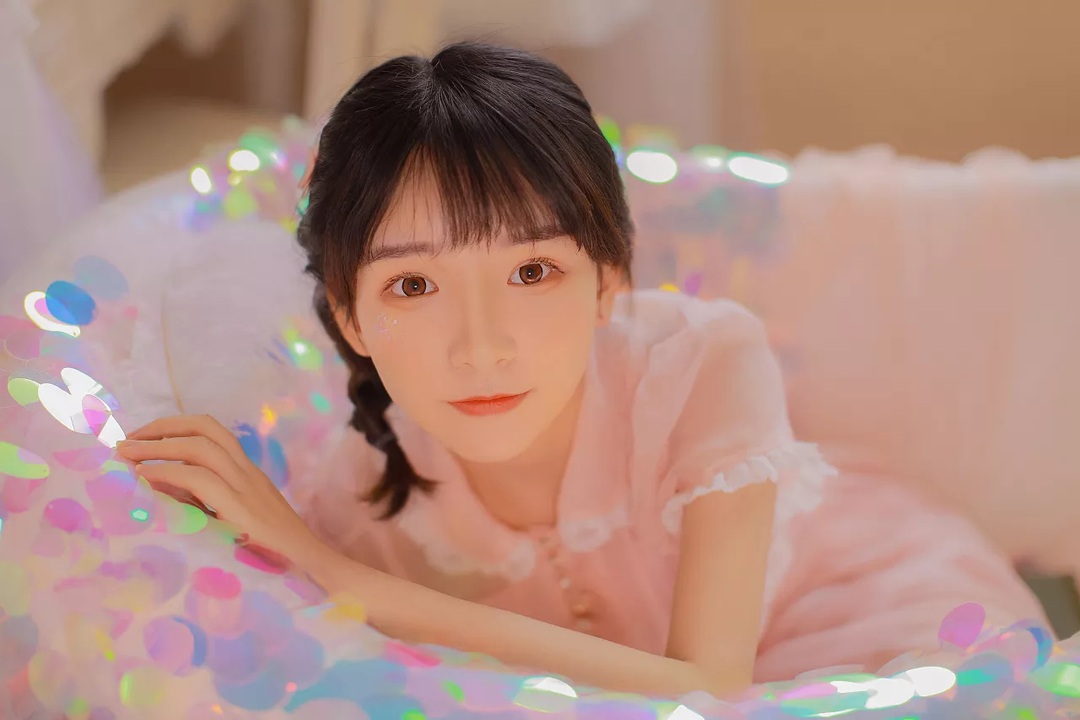 赵小臭写真合集高清下载 清纯邻家女孩风格作品精选【11套】-玩图志